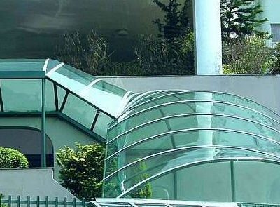Toldo de policarbonato