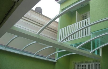 toldo em policarbonato